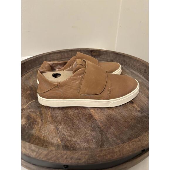 OluKai Shoes - Olukai Women's Brown Leather Adjustable Strap Comfort Shoes Size 7 Brand New